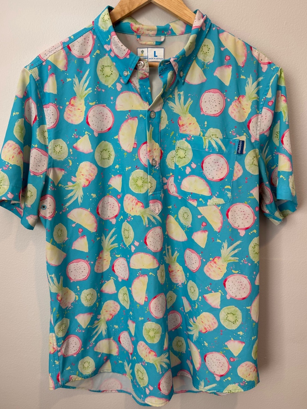Chubbies Tropical Fruit Performance Fishing Shirt Luau Hawaii Blue Large